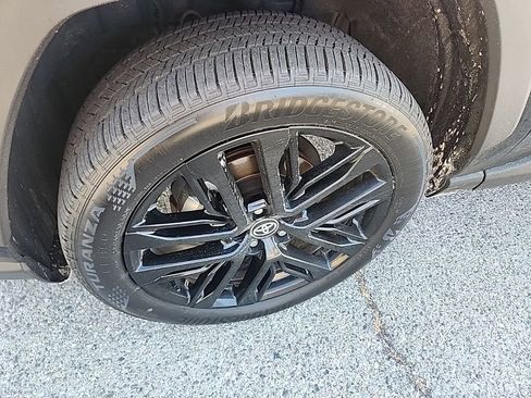 Used 2025 Toyota RAV4 XLE Premium w/ Weather Package image 9