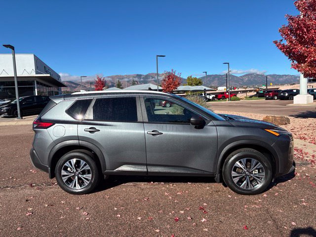 Used 2023 Nissan Rogue SV w/ SV Premium B Package AWD/4WD image 8