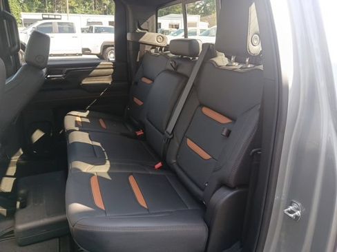Used 2025 GMC Sierra 2500 AT4 w/ AT4 Premium Plus Package AWD/4WD image 22