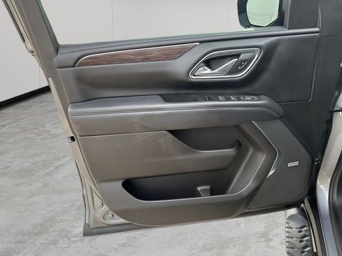 Used 2021 Chevrolet Tahoe Z71 image 25