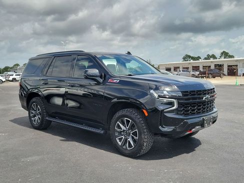 Used 2024 Chevrolet Tahoe Z71 w/ Luxury Package image 8