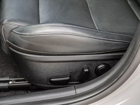 Used 2021 Kia Stinger GT-Line w/ Sun & Sound Package image 31