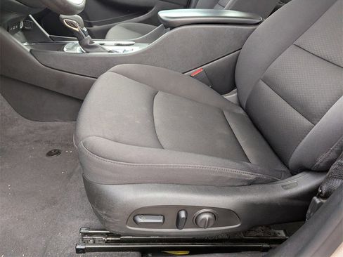 Used 2023 Chevrolet Malibu LT image 14