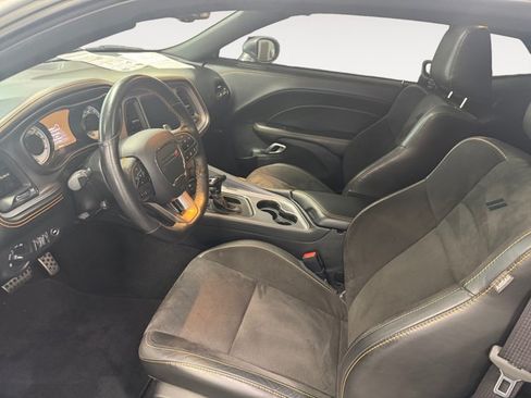 Used 2023 Dodge Challenger R/T Scat Pack RWD image 7