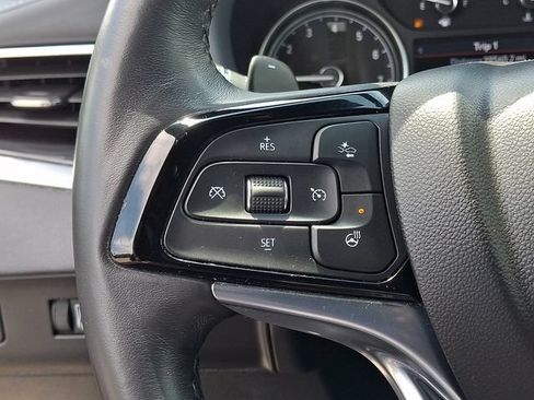 Used 2023 Buick Enclave Essence AWD/4WD image 16