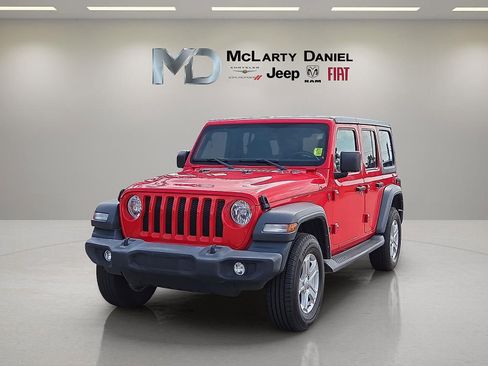 Used 2023 Jeep Wrangler Unlimited Sport AWD/4WD image 2