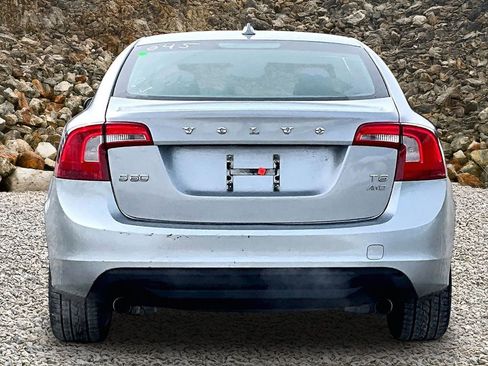 Used 2011 Volvo S60 T6 image 4