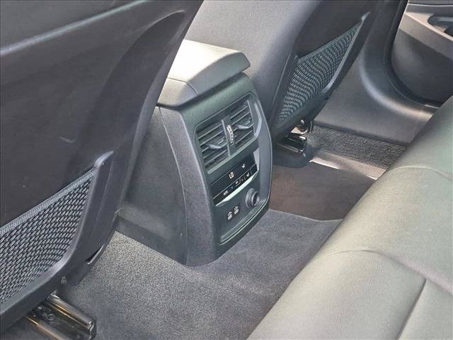 Used 2020 BMW 330i Sedan w/ Convenience Package RWD image 11