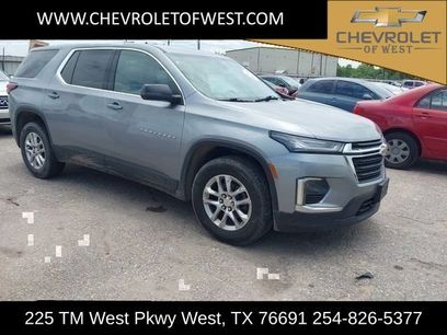 Used 2023 Chevrolet Traverse LS