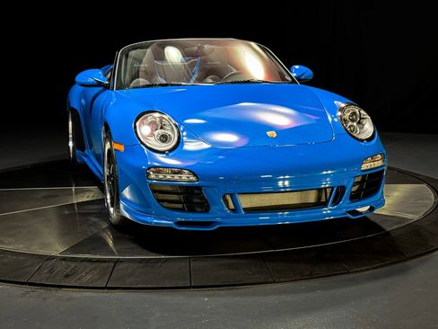 Used 2011 Porsche 911 Speedster RWD image 6
