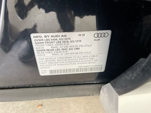 Used 2020 Audi Q5 2.0T Premium w/ Convenience Package image 28