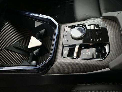 Used 2025 BMW X3 xDrive30i image 12