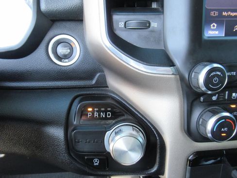 Used 2022 RAM 1500 Laramie RWD image 29