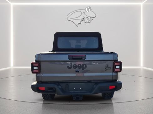 Used 2024 Jeep Gladiator Sport image 5