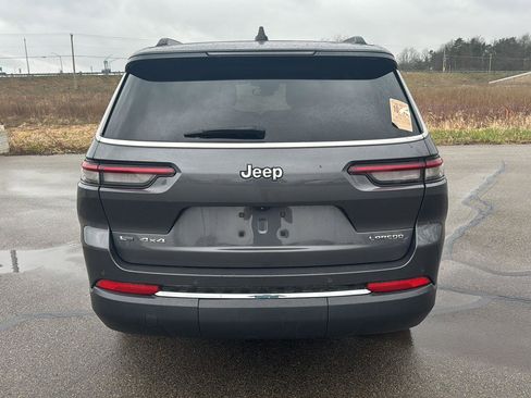 Used 2022 Jeep Grand Cherokee L Laredo w/ Luxury Tech Group I AWD/4WD image 4
