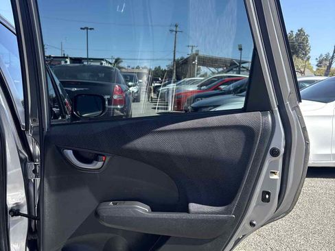 Used 2010 Honda Fit Sport image 12