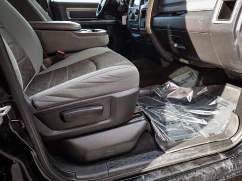 Used 2014 RAM 2500 Big Horn image 22