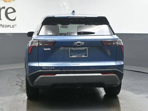 New 2026 Chevrolet Equinox LT w/ Convenience Package II FWD image 13