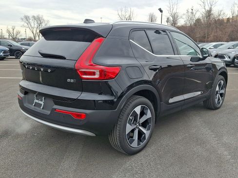 New 2025 Volvo XC40 B5 Core w/ Protection Package Premier image 6