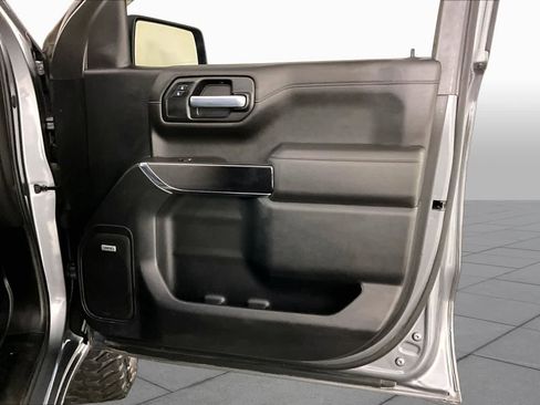 Used 2020 Chevrolet Silverado 1500 Custom Trail Boss w/ Custom Convenience Package AWD/4WD image 21