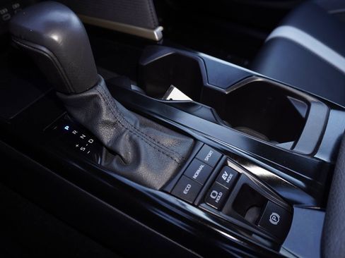 Certified 2025 Toyota Camry SE image 19