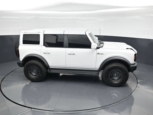 Used 2025 Ford Bronco Outer Banks w/ Sasquatch Package AWD/4WD image 51