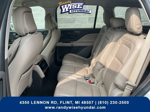 Used 2020 Lincoln Aviator Reserve w/ Elements Package Plus AWD/4WD image 26