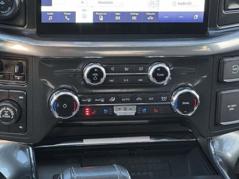 Used 2022 Ford F150 Lariat w/ Max Trailer Tow Package image 13