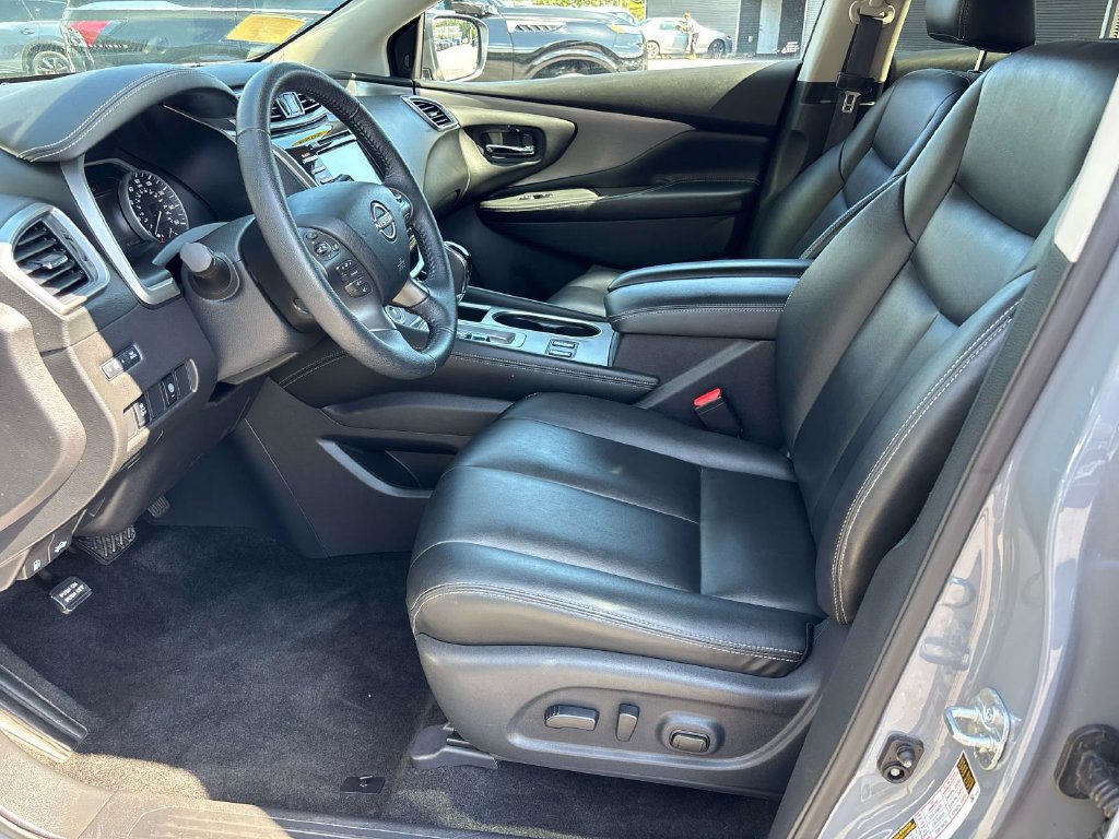 Used 2024 Nissan Murano SV w/ SV Midnight Edition Package AWD/4WD image 10