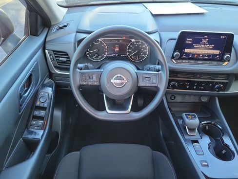 Certified 2024 Nissan Rogue S image 14