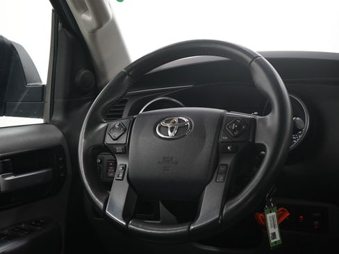 Used 2018 Toyota Sequoia Limited AWD/4WD image 16