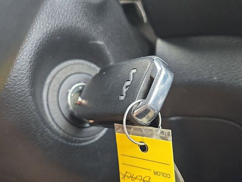 Used 2023 Kia Soul LX w/ LX Technology Package FWD image 26