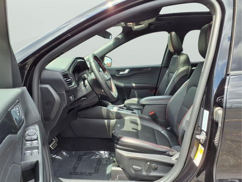 Used 2024 Ford Escape ST-Line w/ Tech Pack #1 AWD/4WD image 15
