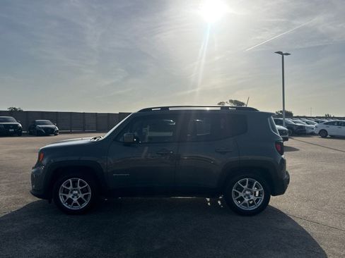 Used 2020 Jeep Renegade Latitude FWD image 14