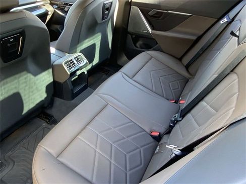 Certified 2025 BMW 530i image 18