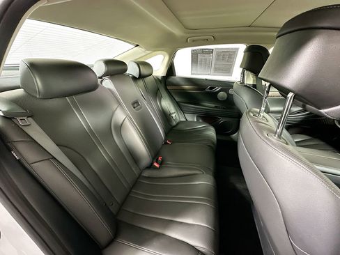 Used 2023 Genesis G80 2.5T w/ Advanced Package image 11