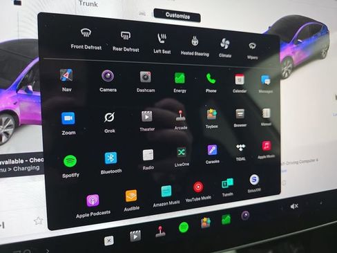 Used 2023 Tesla Model Y Long Range image 19