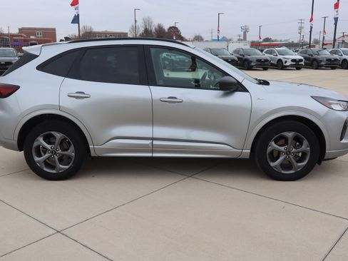 Used 2023 Ford Escape ST-Line w/ Tech Pack #1 image 4