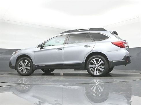 Used 2019 Subaru Outback 2.5i Limited w/ Popular Package #2 image 39