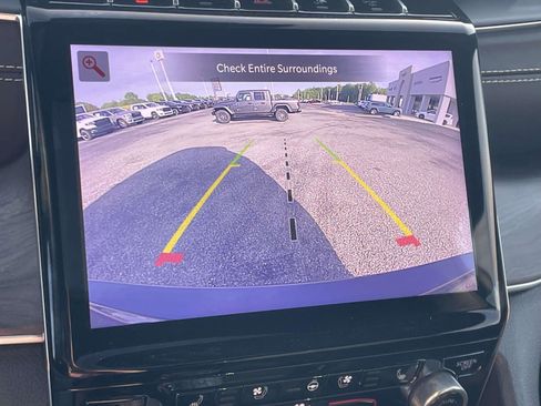 Used 2022 Jeep Grand Cherokee L Overland w/ MOPAR Finishing Package RWD image 10