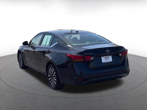 Used 2026 Nissan Altima 2.5 SV FWD image 10