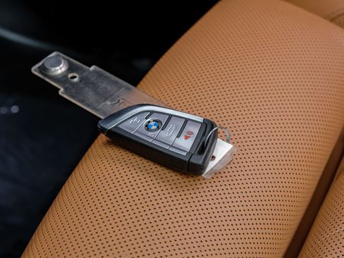 Used 2023 BMW X5 sDrive40i w/ M Sport Package RWD image 64