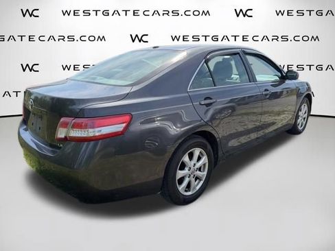 Used 2011 Toyota Camry LE w/ LE Extra-Value Pkg image 7