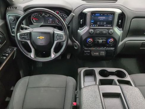 Used 2021 Chevrolet Silverado 1500 LT w/ Bed Protection Package image 4