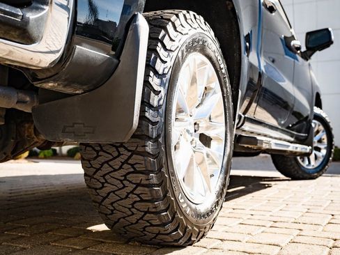 Used 2020 Chevrolet Silverado 1500 LTZ w/ LTZ Premium Package image 42