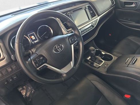 Used 2018 Toyota Highlander Limited Platinum w/ Protection Package #3 AWD/4WD image 17