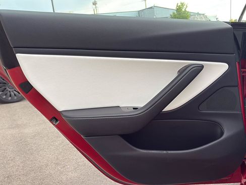 Used 2018 Tesla Model 3 Long Range AWD/4WD image 17