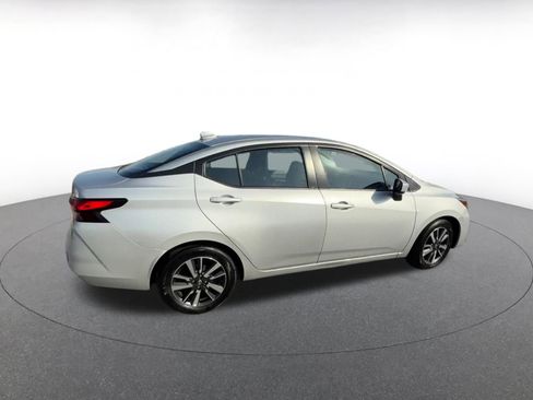 Used 2025 Nissan Versa SV image 14