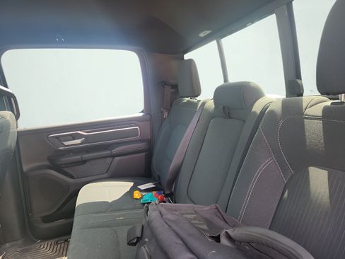 Used 2019 RAM 1500 Big Horn AWD/4WD image 5