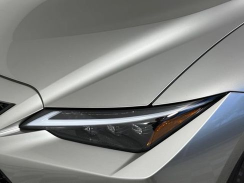Used 2023 Lexus IS 350 F Sport RWD image 13